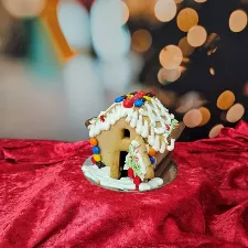 Gingerbread House Kit